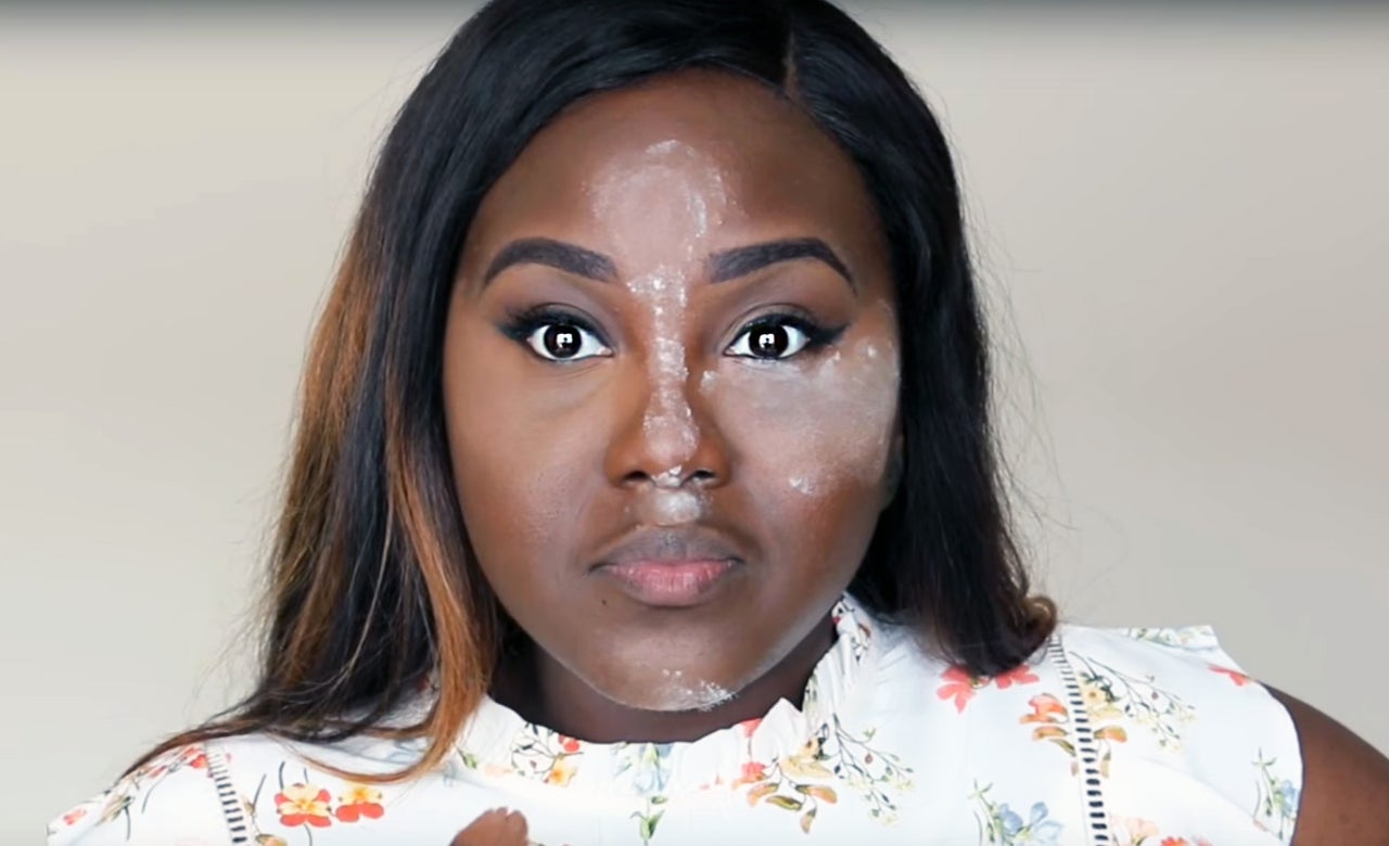 Beauty Blogger Sets Her Makeup with Baby Powder, But Should You Do it